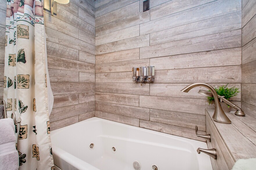 More Photos Of 11030 Garden Ln, Folsom Specialty For Sale