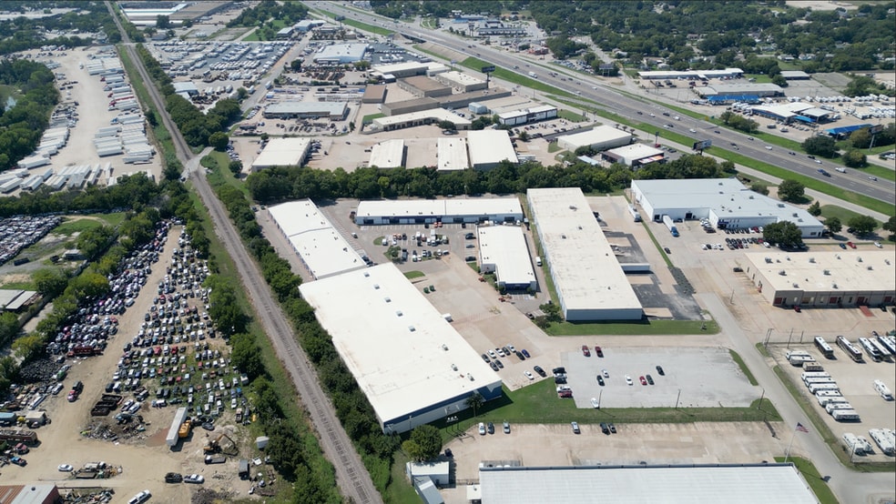 More Photos Of 1663 Hickory Dr, Haltom City Unknown For Lease