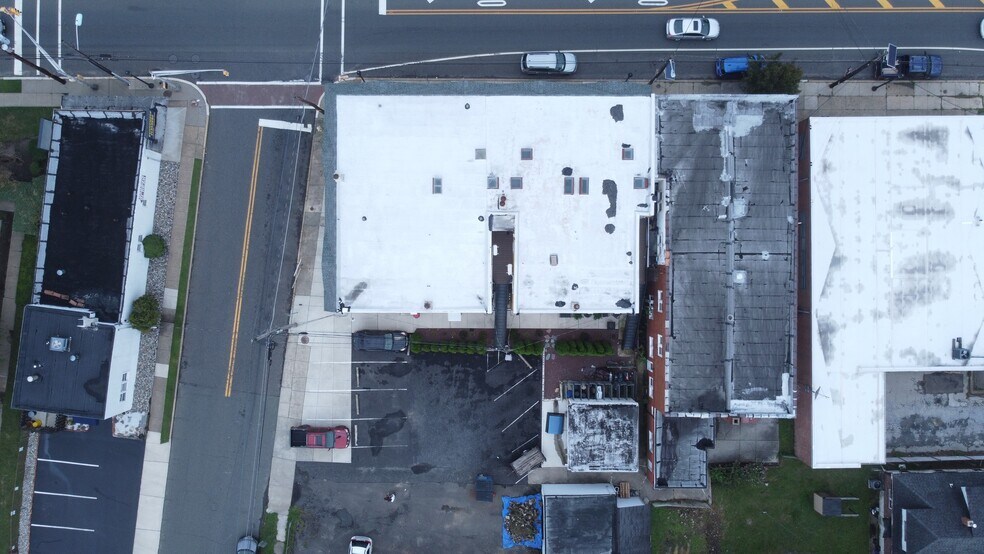 More Photos Of 215-223 N Black Horse Pike, Runnemede Apartments For Lease