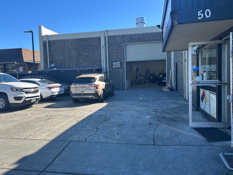 More Photos Of 50 Medway Rd, San Rafael Service For Sale