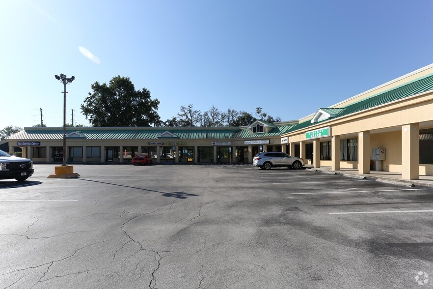 More Photos Of 175 Blanding Blvd, Orange Park General Retail For Lease