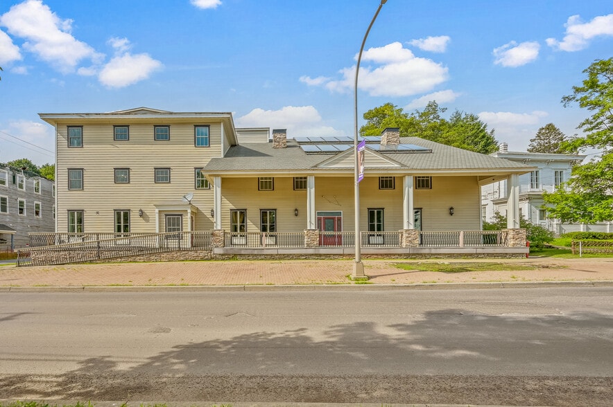 More Photos Of 56 Main St, Stamford Hotel For Sale