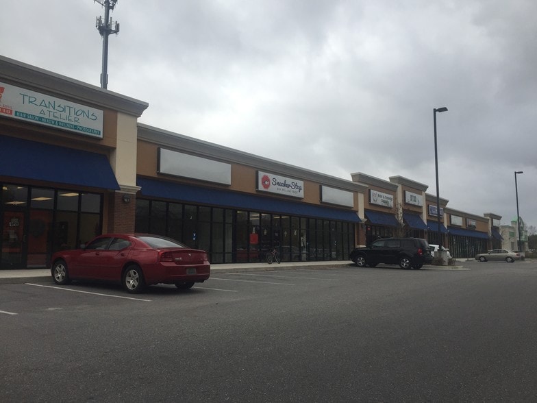 More Photos Of 350 N Broad St, Mobile Storefront For Lease