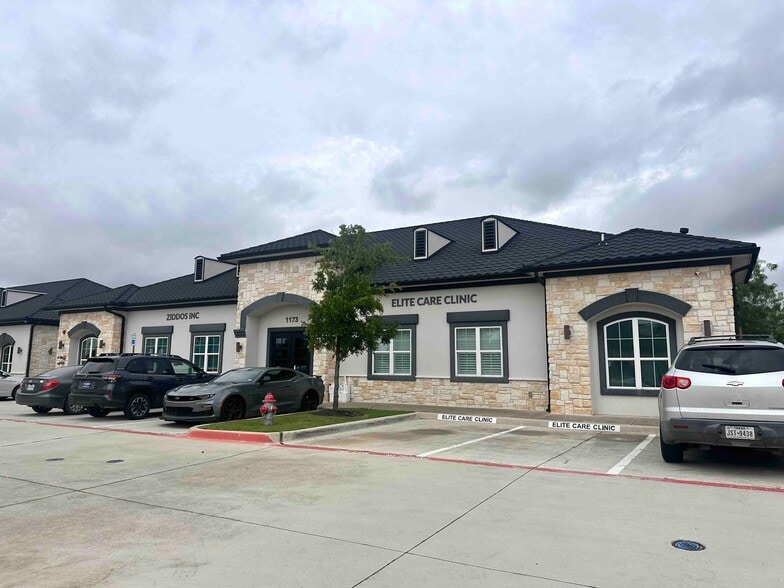 More Photos Of 1173 W John Carpenter Fwy, Irving Medical For Sale