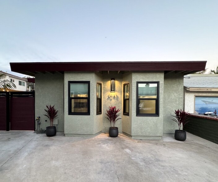More Photos Of 3034-3042 Newell St, San Diego Apartments For Sale