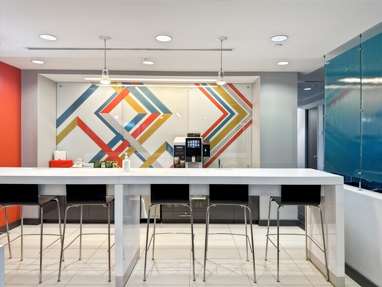 More Photos Of 3505 Lake Lynda Dr, Orlando Coworking Space