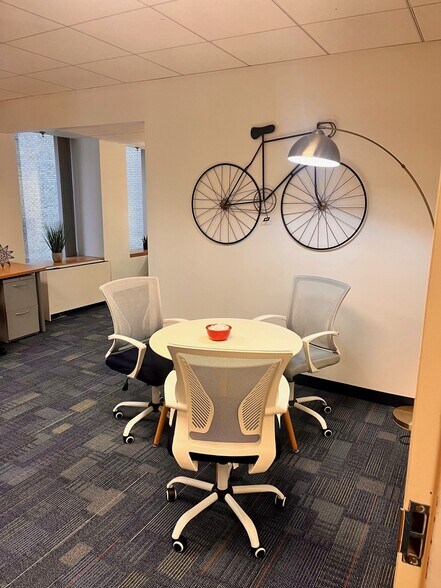 More Photos Of 10 Post Office Sq, Boston Office For Lease