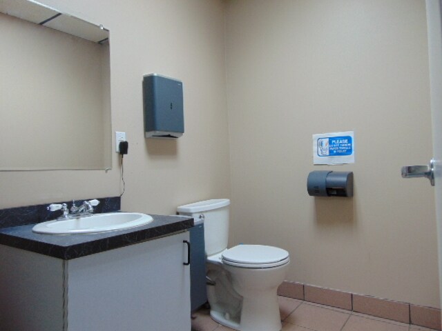 More Photos Of 30000 Orchard Lake Rd, Farmington Medical For Lease