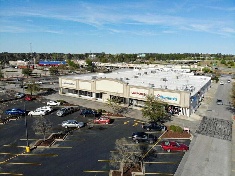 More Photos Of 5420 Forest Dr, Columbia Unknown For Lease