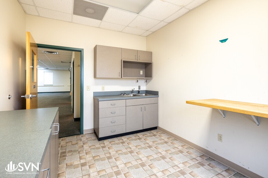 More Photos Of 1054 Center Dr, Richmond Office For Lease