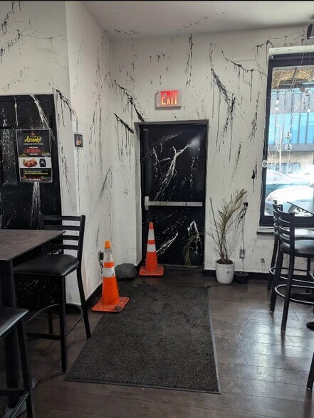 More Photos Of 9501 Flatlands Ave, Brooklyn Storefront For Lease