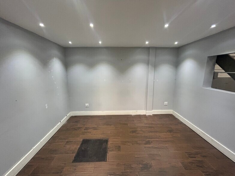 More Photos Of 1903 Broadway, Brooklyn Warehouse For Lease