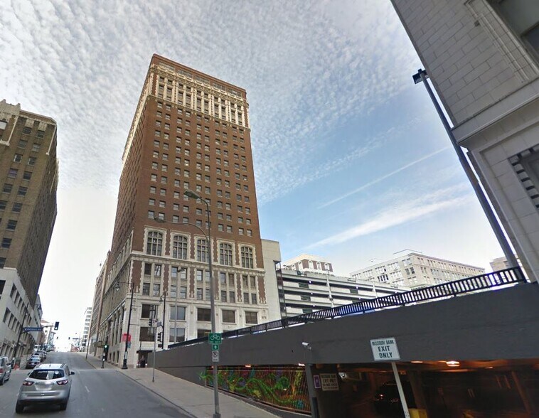 More Photos Of 106 W 11th St, Kansas City Apartments For Lease