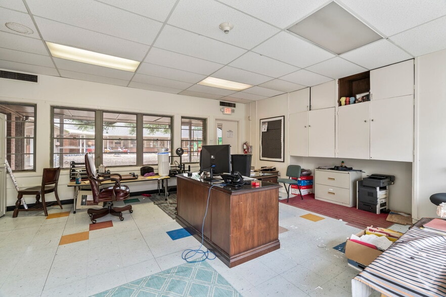 More Photos Of 3511 Linkwood Dr, Houston Religious Facility For Sale