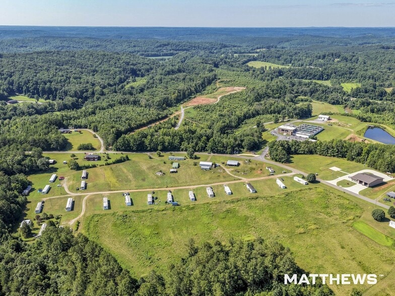 Primary Photo Of 105 Deerview Dr, Rutherfordton Manufactured Housing Mobile Home Park For Sale