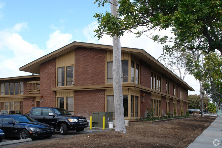 Primary Photo Of 1442 Irvine Blvd, Tustin Office For Lease