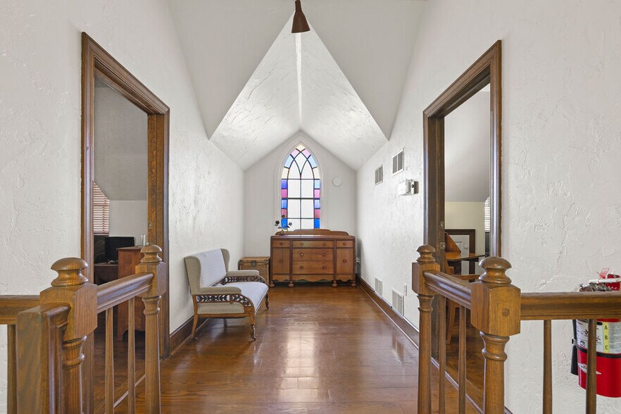 More Photos Of 40 Hospital Rd, Gettysburg Hotel For Sale