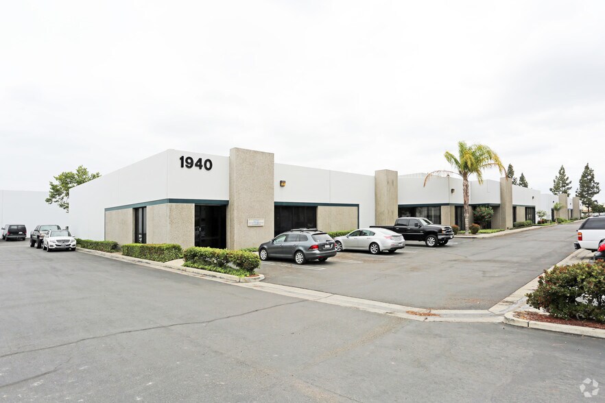 More Photos Of 1961 E Miraloma Ave, Placentia Unknown For Lease
