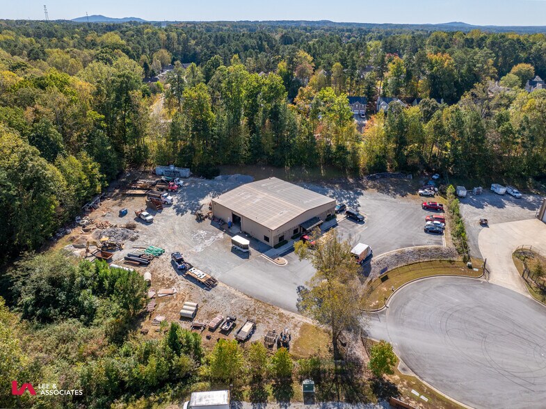 More Photos Of 210 Holt Rd, Acworth Industrial For Lease