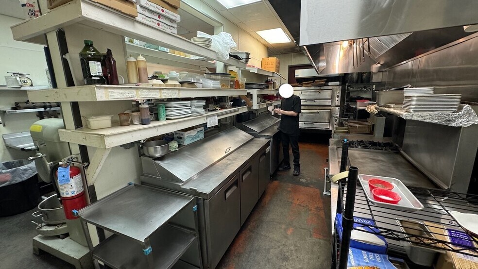 More Photos Of 234 SW 5th St, Grants Pass Restaurant For Lease