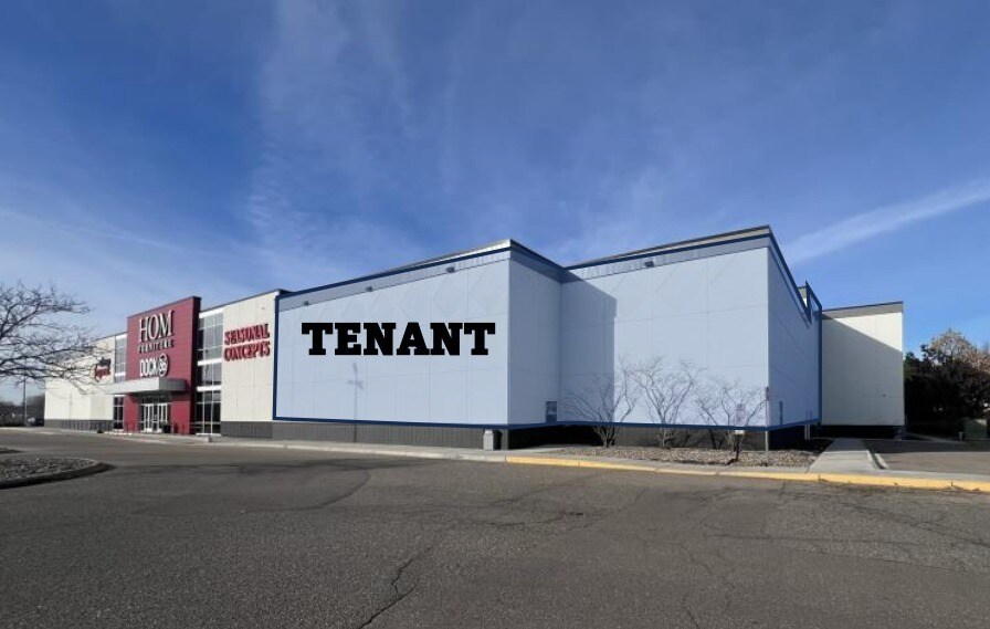 More Photos Of 1188 Helmo Ave N, Oakdale Freestanding For Lease