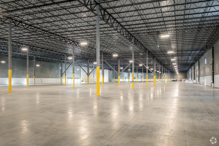 More Photos Of North Campus Pky, Hampton Unknown For Lease