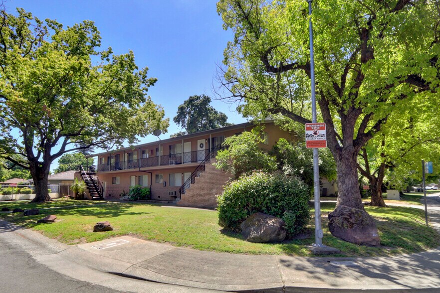 More Photos Of 1100 Weber Way, Sacramento Apartments For Sale