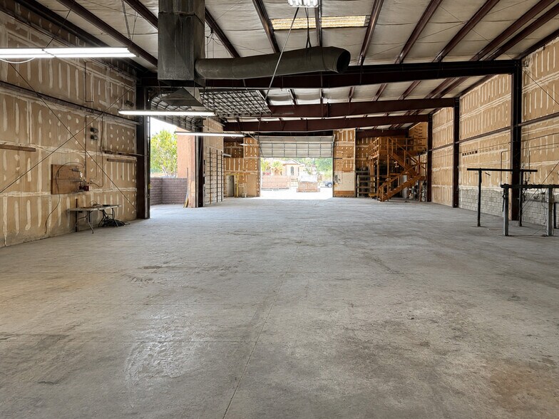 More Photos Of 34040 Date Palm Dr, Cathedral City Storefront Retail Office For Lease