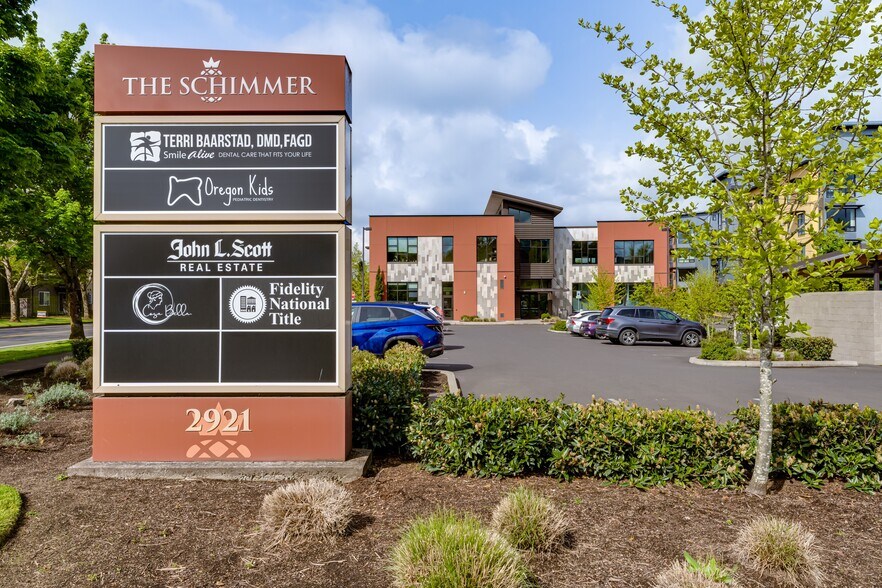 More Photos Of 2921 Crescent Ave, Eugene Medical For Lease