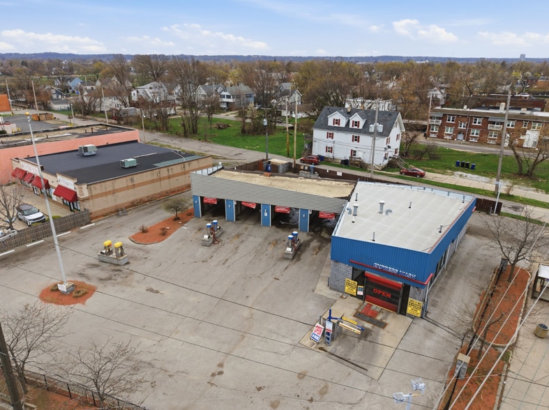More Photos Of 15610 Lake Shore Blvd, Cleveland General Retail For Sale