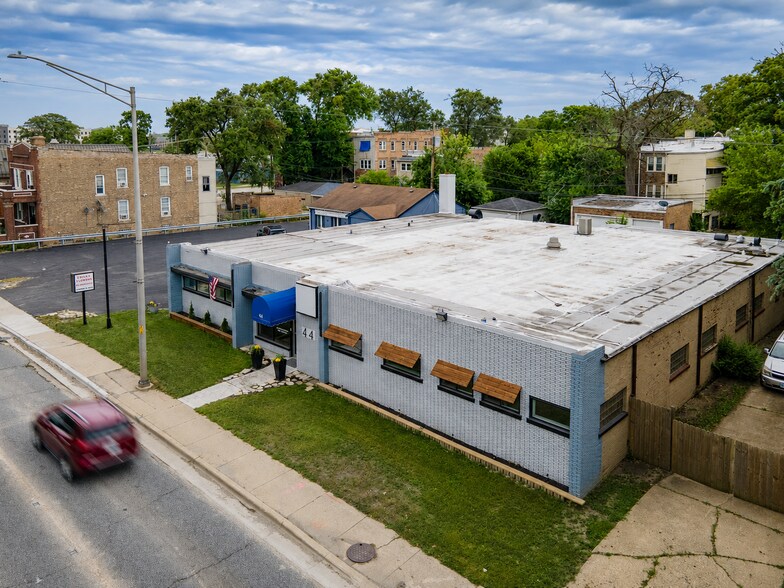 More Photos Of 44 W Lincoln Hwy, Chicago Heights General Retail For Sale