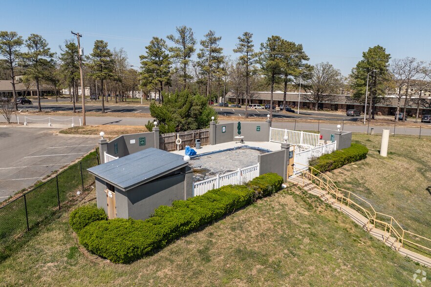 More Photos Of 4311 Warden Rd, North Little Rock Hospitality For Sale