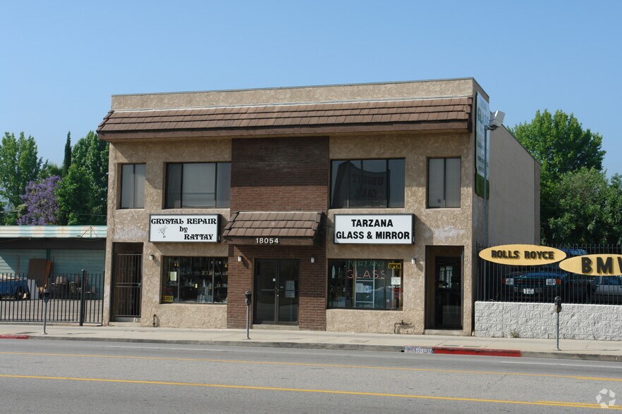 More Photos Of 18054 Ventura Blvd, Tarzana Storefront Retail Office For Lease