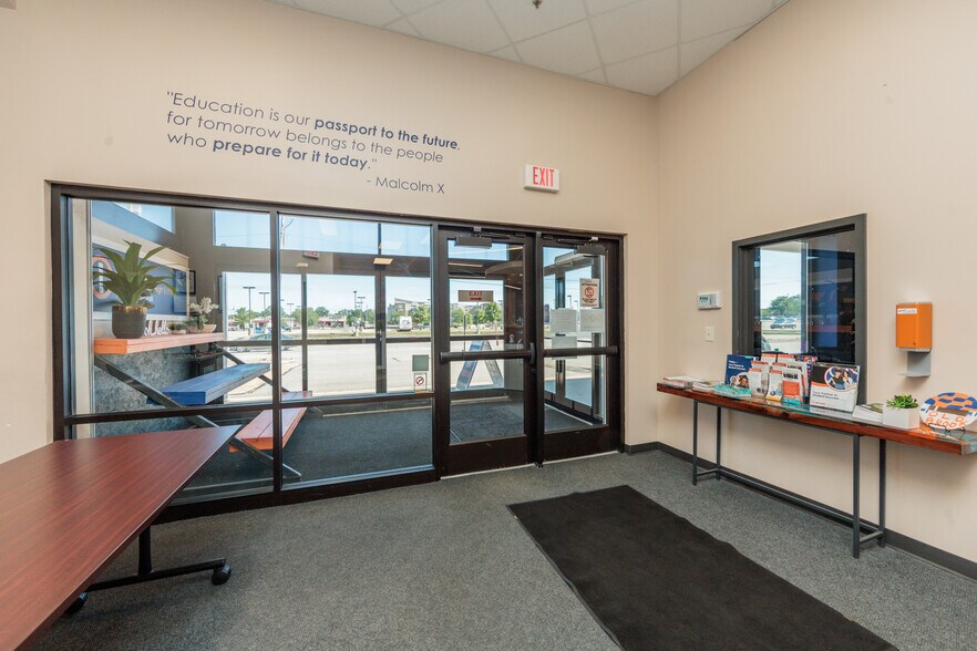 More Photos Of 8555-8735 Day Dr, Parma General Retail For Sale