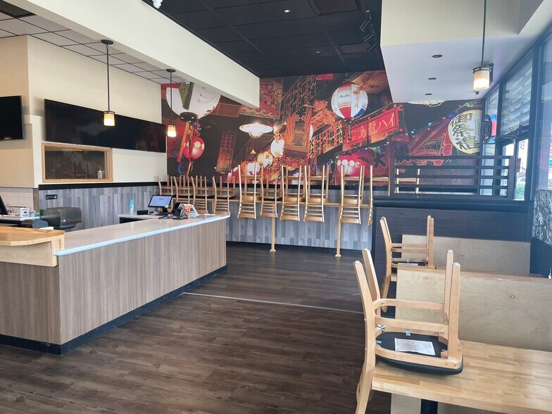 More Photos Of 12341 FM 1960 Rd W, Houston Restaurant For Lease