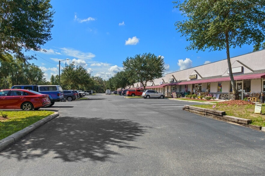 More Photos Of 3451 E Louise Ln, Hernando General Retail For Sale