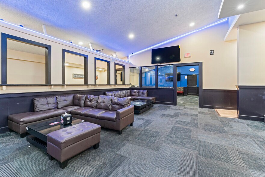 More Photos Of 5425 N Henry Blvd, Stockbridge Restaurant For Lease