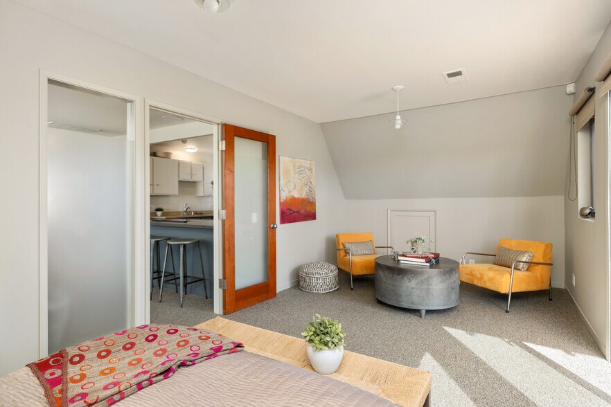 More Photos Of 1010 Grayson St, Berkeley Office Residential For Sale