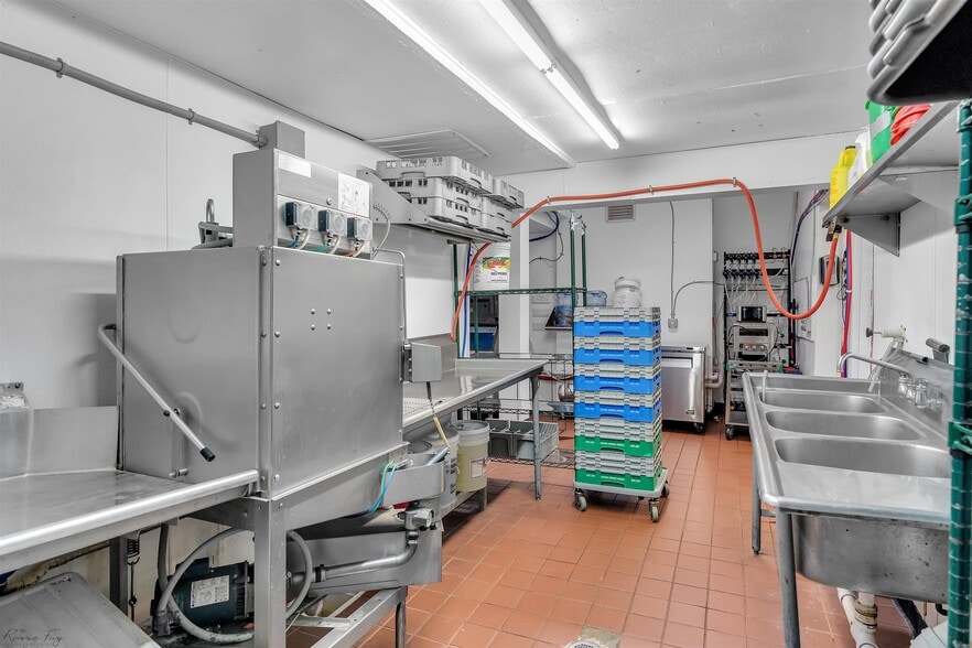 More Photos Of 2507 Delaware Ave, North Wildwood Restaurant For Sale