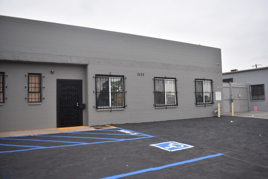 More Photos Of 1525 W El Segundo Blvd, Compton Warehouse For Sale