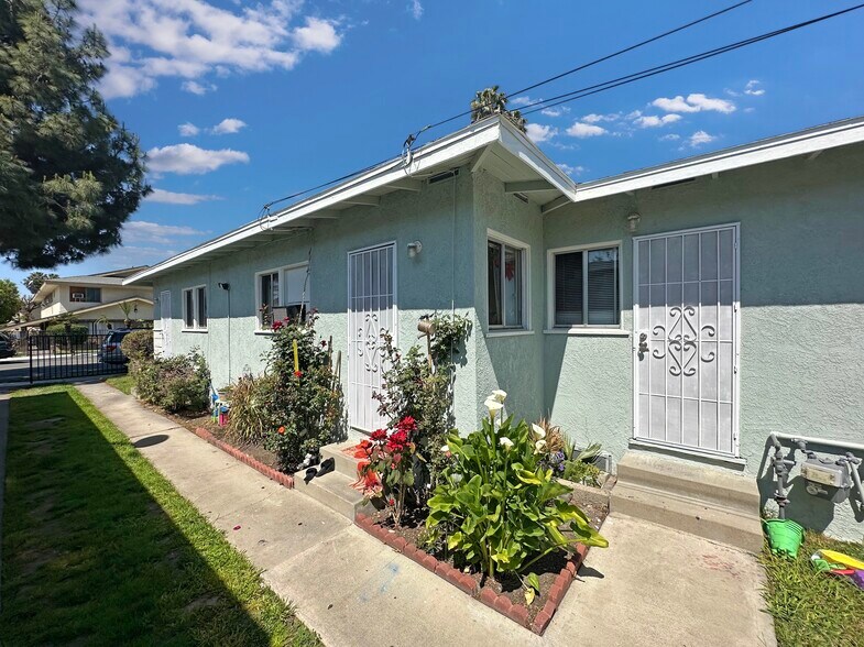 More Photos Of 612 N Olive St, Anaheim Apartments For Sale