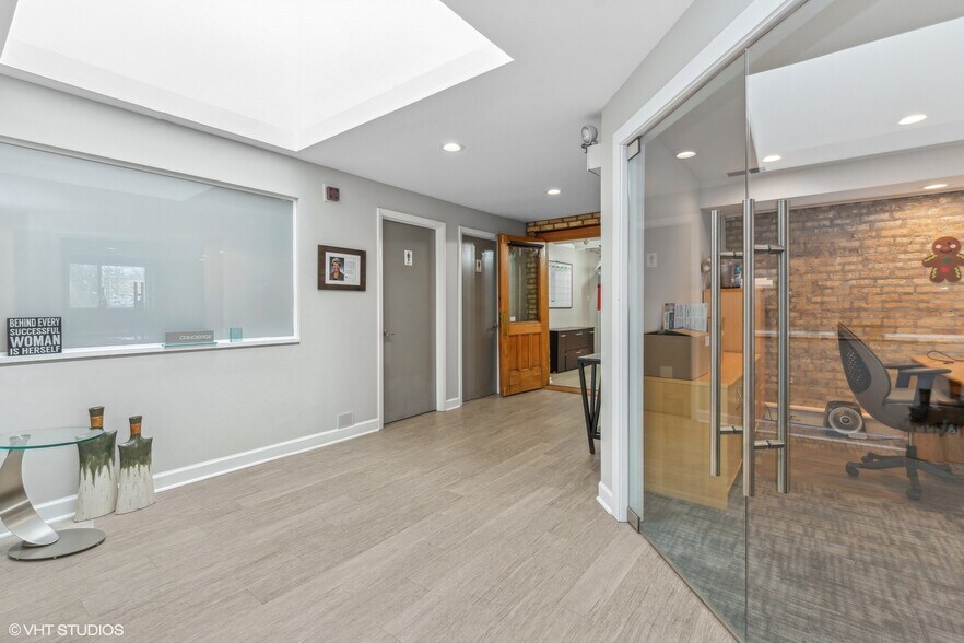 More Photos Of 660 LaSalle Pl, Highland Park Loft Creative Space For Sale