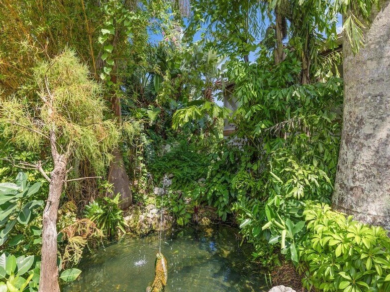 More Photos Of 1650 US 1, Malabar Specialty For Sale