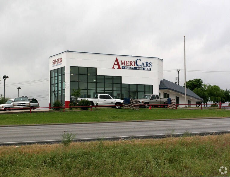 More Photos Of 5930 Bandera Rd, San Antonio Auto Dealership For Sale