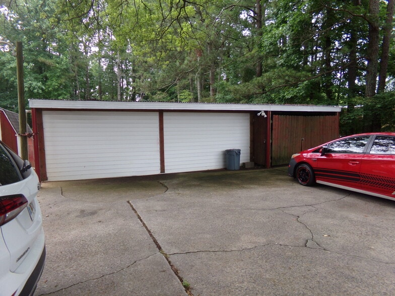 More Photos Of 2041 Austell Rd SE, Marietta Apartments For Sale