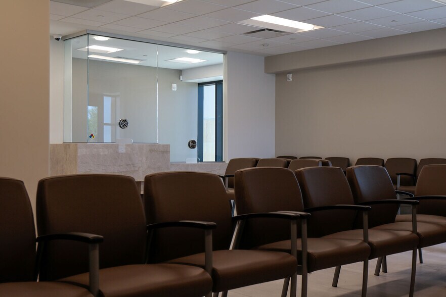 More Photos Of 49869 Calhoun St, Coachella Medical For Sale