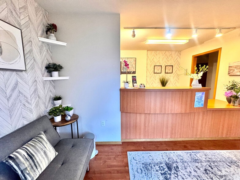 More Photos Of 1800 Cooper Point Rd SW, Olympia Office For Sale