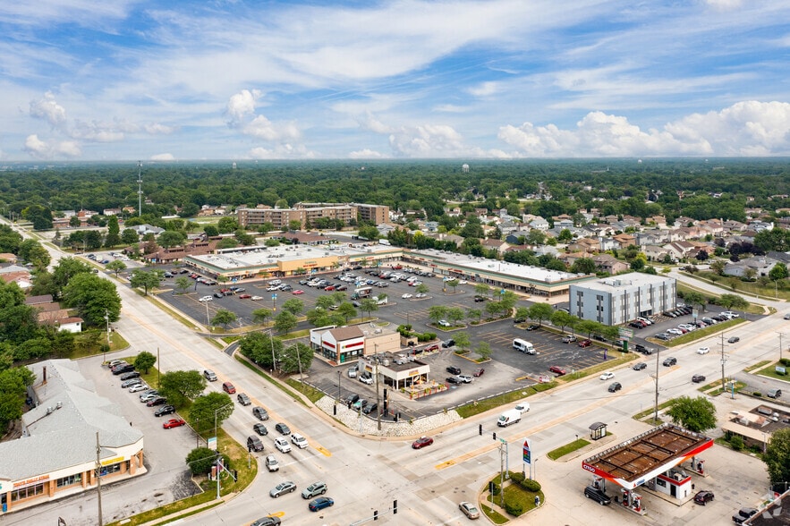 More Photos Of 17501-17559 S Kedzie Ave, Hazel Crest Unknown For Lease