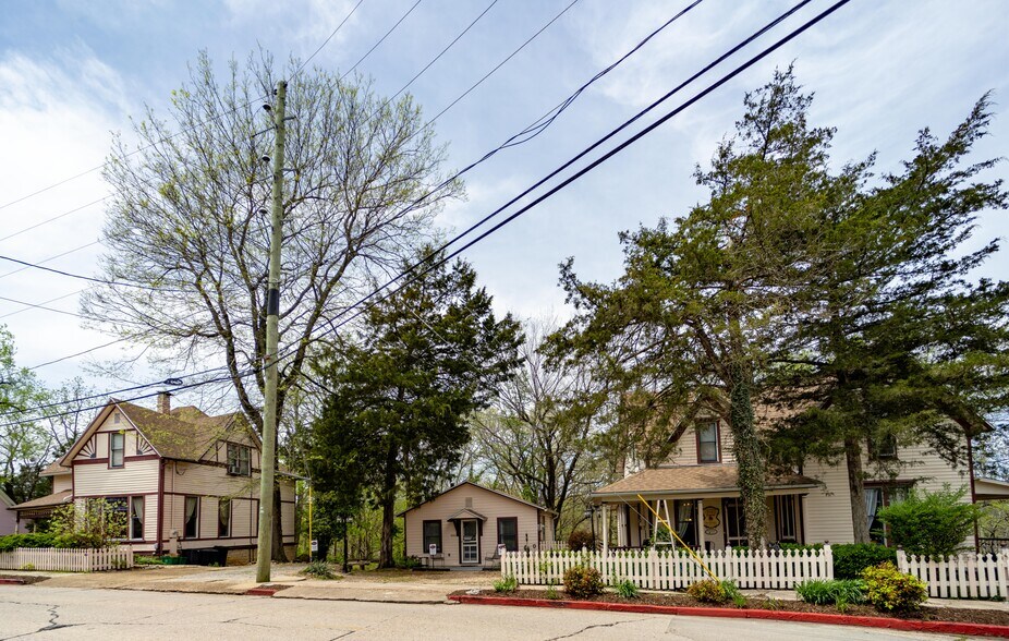 Primary Photo Of 5 Ojo St, Eureka Springs Hospitality For Sale