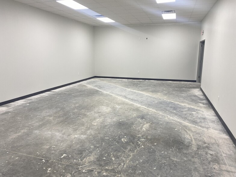 More Photos Of 4215 Gulf Fwy, Dickinson Freestanding For Lease